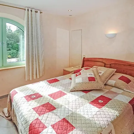 Prázdninový dům Stunning In Raphael Saint-Raphaël